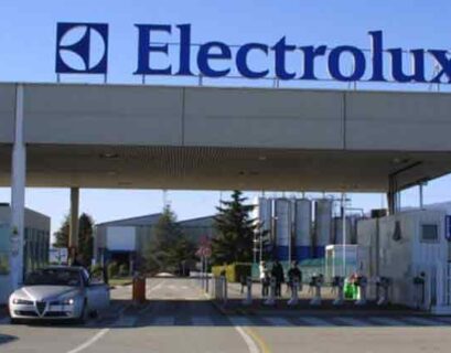 La crisi di Electrolux la pagano gli operai: rischio di esuberi e licenziamenti